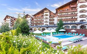 Кемпински Хотел Гранд Арена Hotel